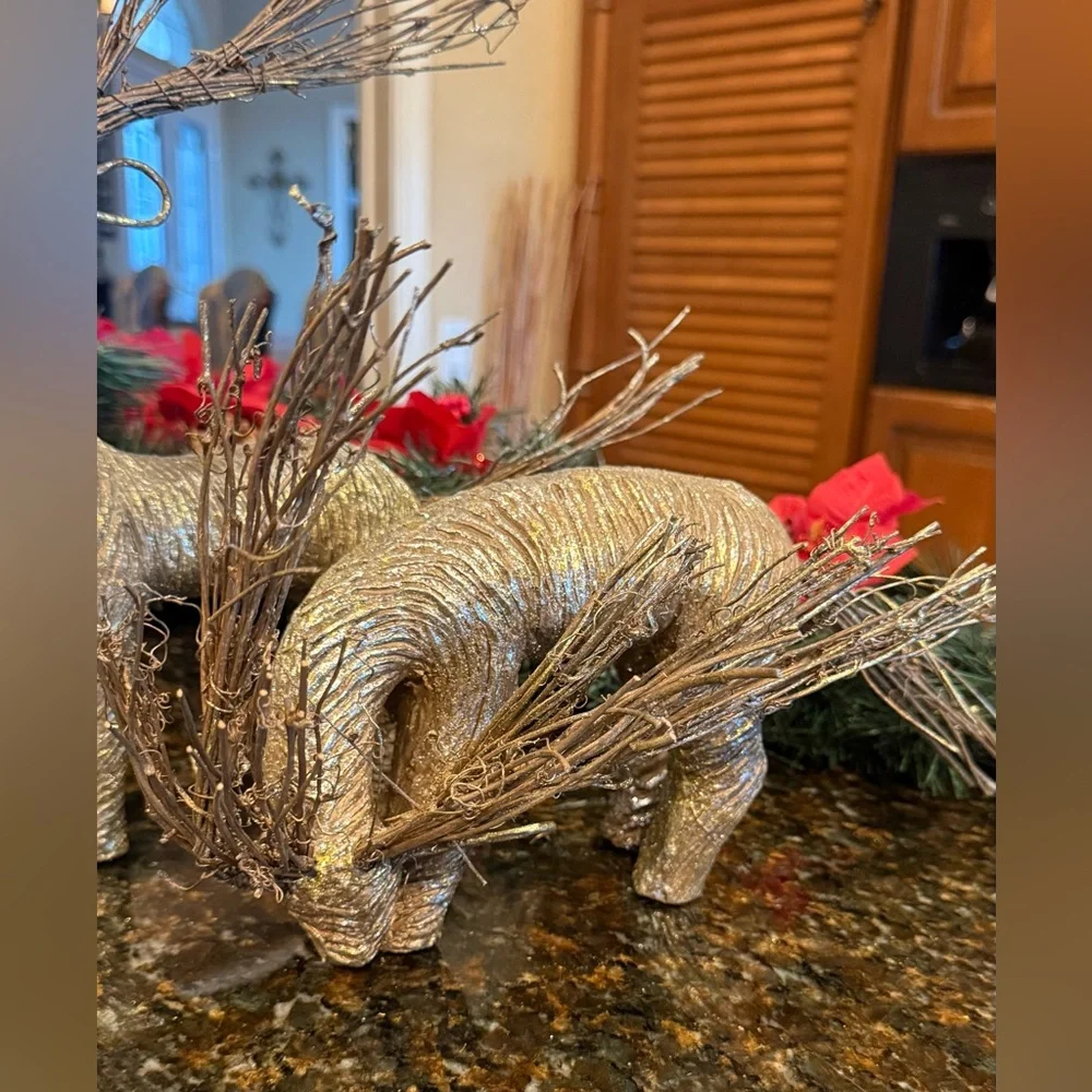 Set of 2 Rustic Golden Straw & Twine Christmas Reindeer Figurines